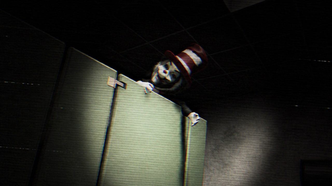 Scream And Run Roblox screenshot from the dark school